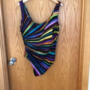 Longitude suit 22 W colorful and flattering